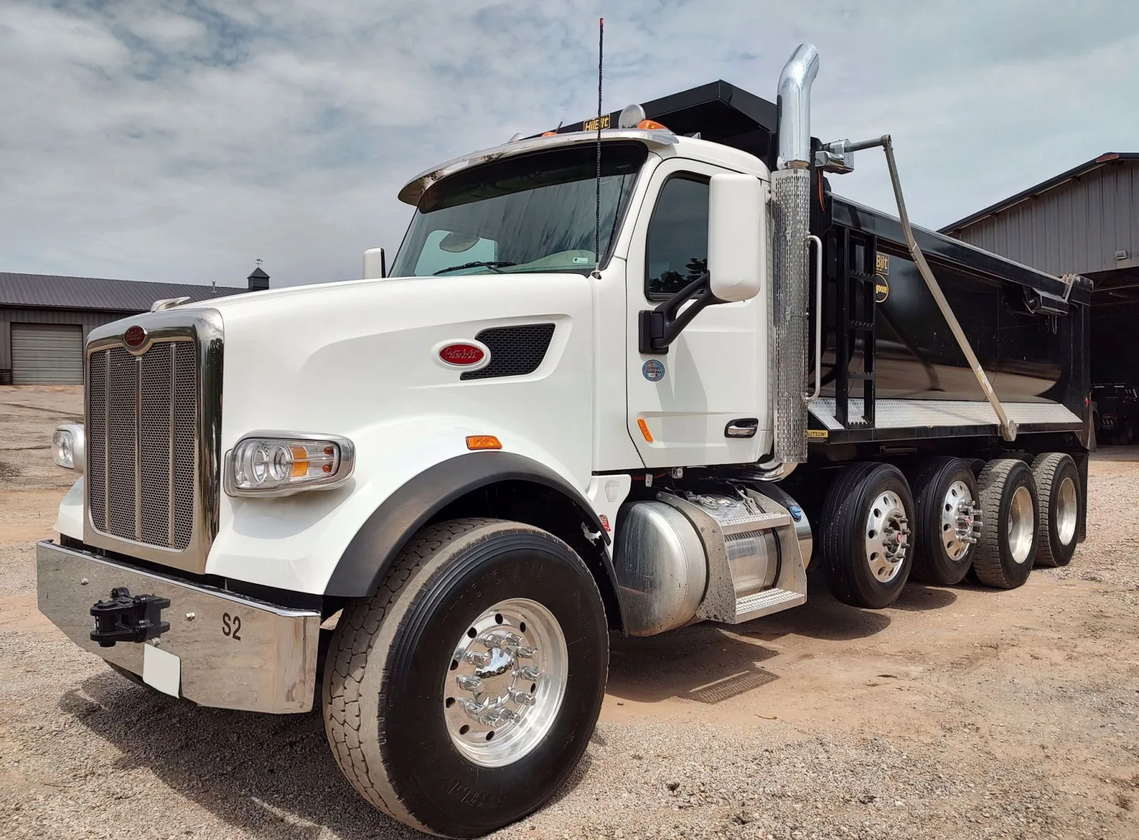 2021 Peterbilt 567