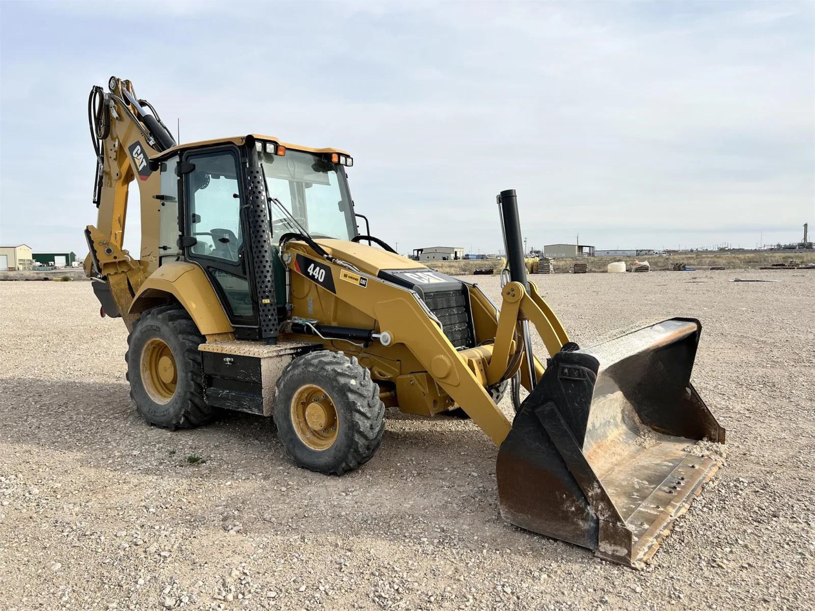 2019 Caterpillar 440