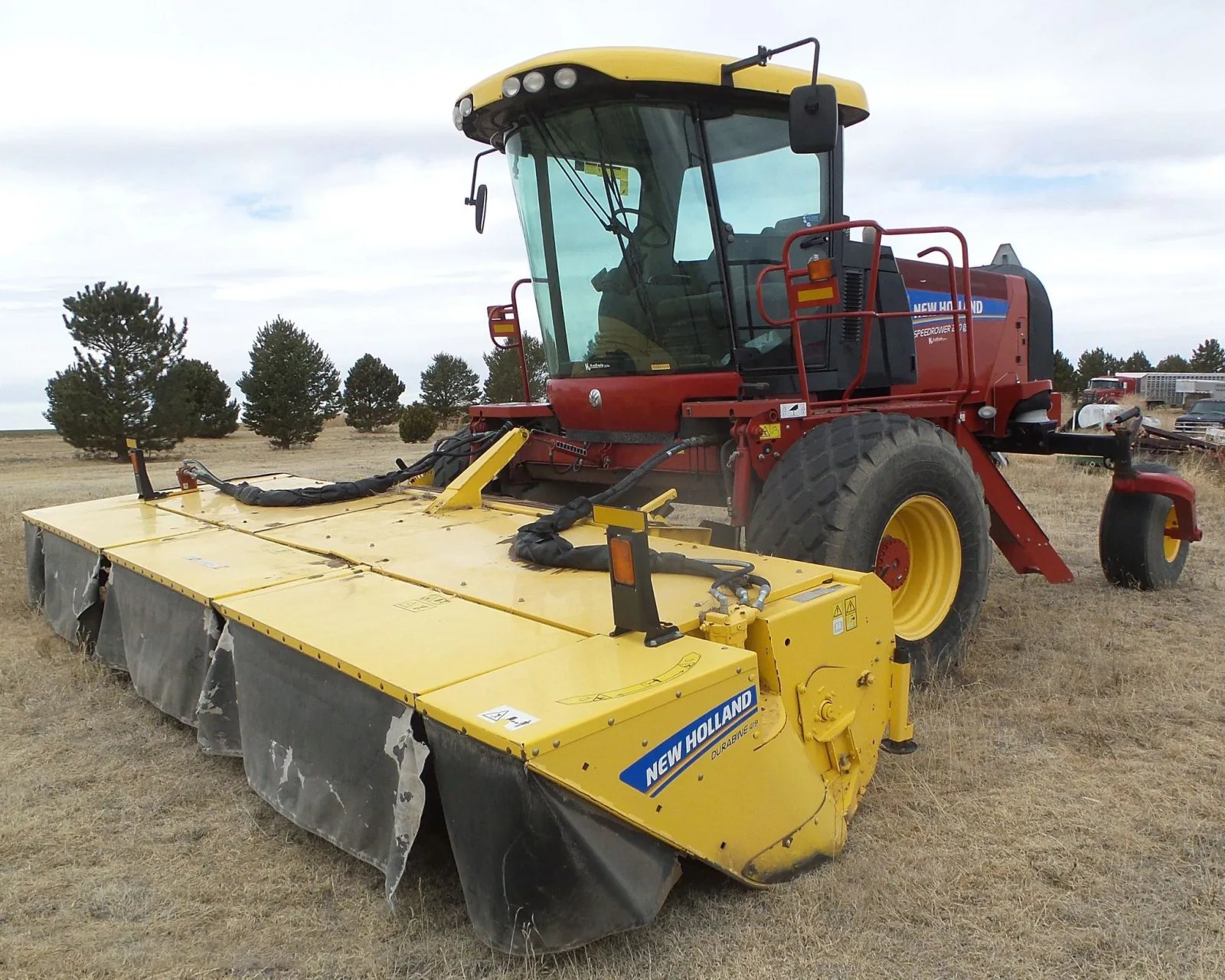 2014 New Holland Speedrower 240