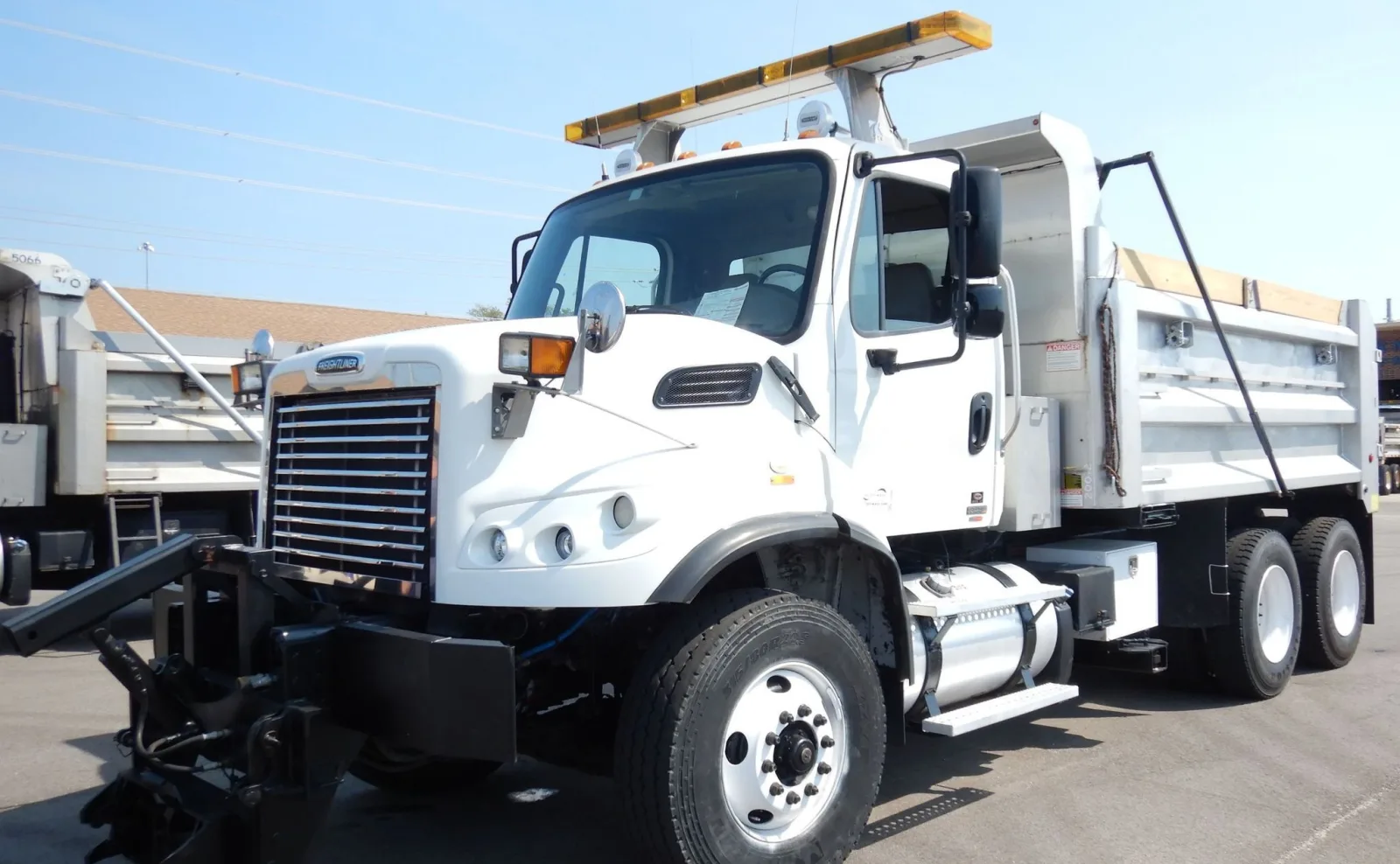 2012 Freightliner M2