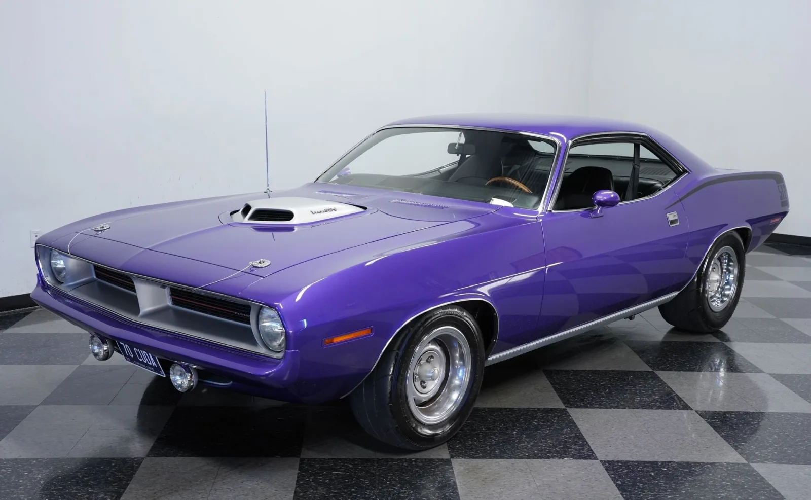 1970 Plymouth CUDA 512 6-PACK